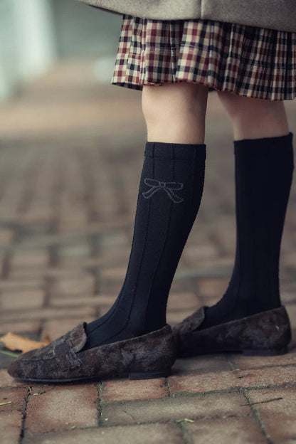 Zubii  Embroidered Bow Knee Sock